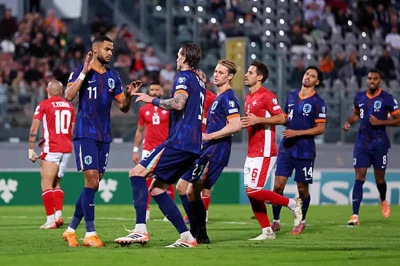 احتفال لاعبو منتخب هولندا بهدف جاكبو ضد مالطا